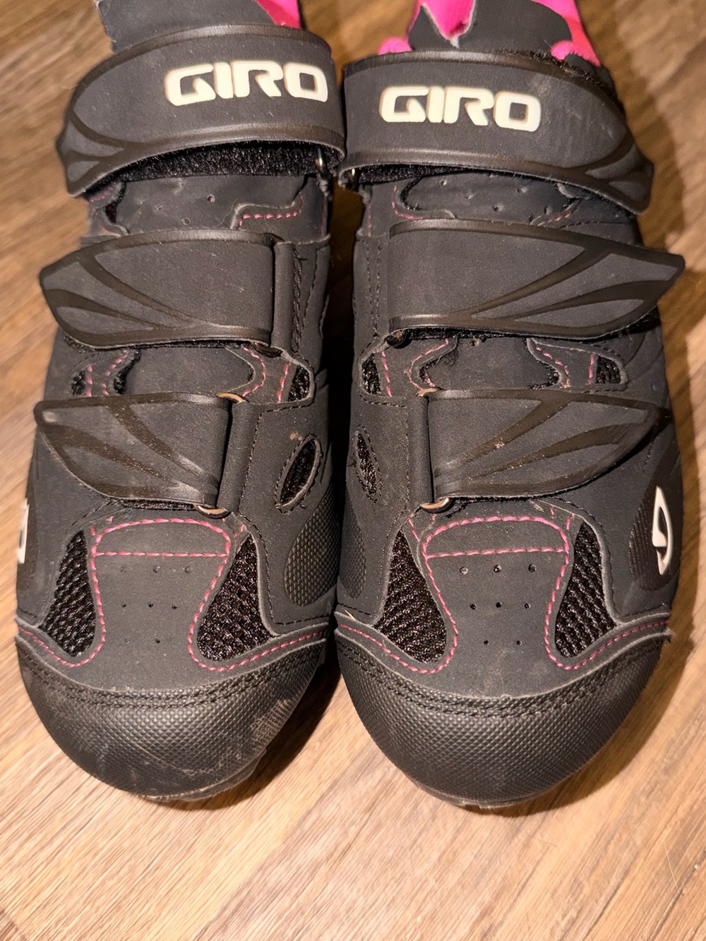 Giro Riela Black and Pink Velcro Cycling Sneakers